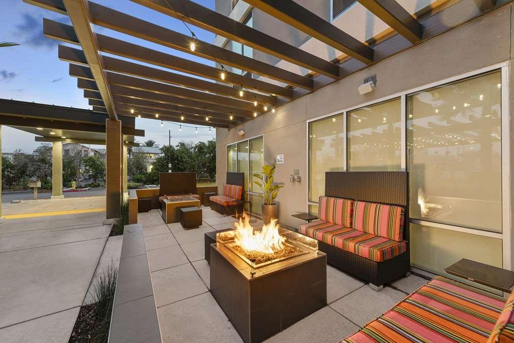 Home2 Suites By Hilton Сан Бернардино Екстериор снимка