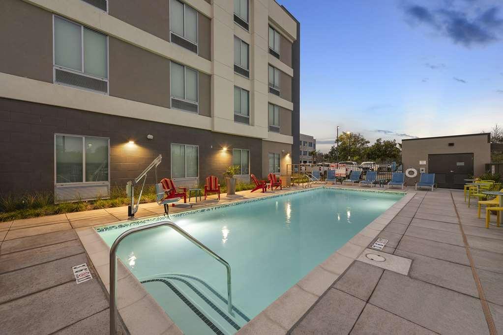 Home2 Suites By Hilton Сан Бернардино Съоръжения снимка